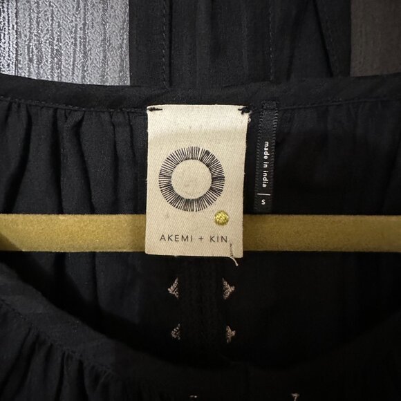 Henrietta Embroidered Peasant dress - Picture 3 of 7